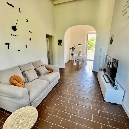 Relax & Design A Pochi Passi Dalla Stazione *