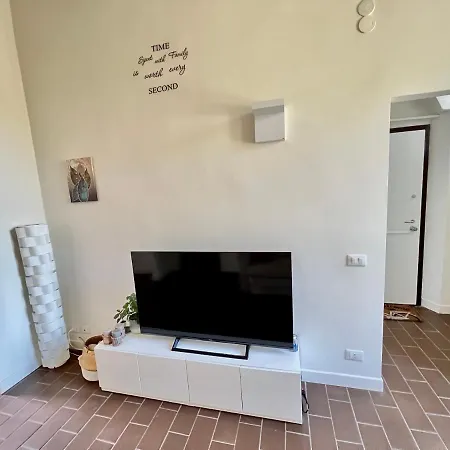 Apartment Relax & Design A Pochi Passi Dalla Stazione